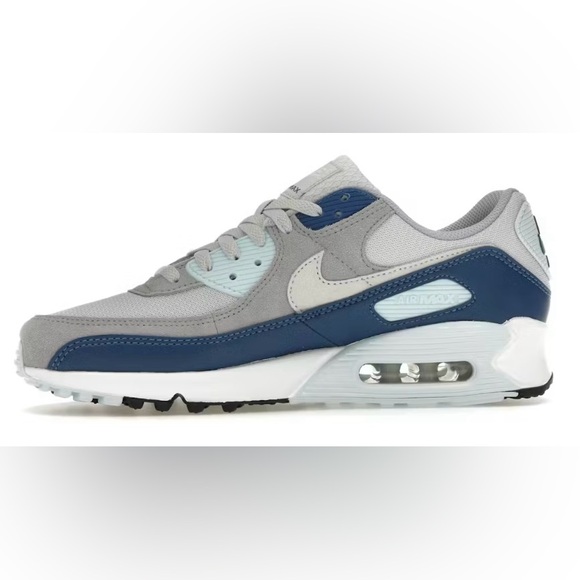 Nike Air Max 90 Glacier Blue. Blue and Gray Sneakers. main image 5